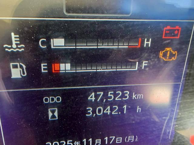 ヒノレンジャー ４トンダンプ　コボレーン付　※本州仕入れ　２０１９年式　フル装備　エアバッグ　６ＭＴ　走行４．８万Ｋｍ　ディーゼル　荷台塗装済　排気量５１２０ｃｃ　ＮＯｘ・ＰＭ適合（31枚目）