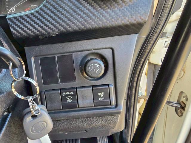 ヒノレンジャー ４トンダンプ　コボレーン付　※本州仕入れ　２０１９年式　フル装備　エアバッグ　６ＭＴ　走行４．８万Ｋｍ　ディーゼル　荷台塗装済　排気量５１２０ｃｃ　ＮＯｘ・ＰＭ適合（34枚目）