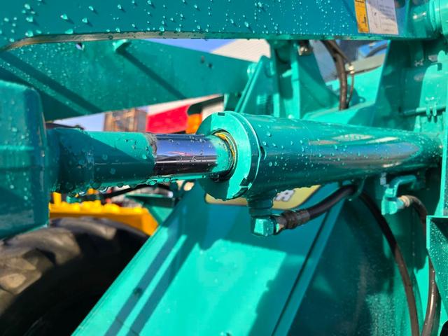 日本 ヤンマー　Ｖ４－６　０．５立米　※０．５立米　２０１１年式　全塗装済　バケット幅１６８ｃｍ　ディーゼル　排気量２２００ｃｃ（26枚目）