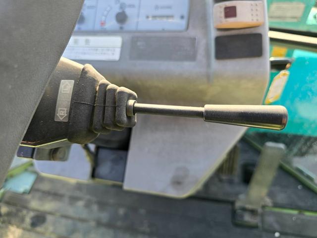 日本 ヤンマー　Ｖ４－６　０．５立米　※０．５立米　２０１１年式　全塗装済　バケット幅１６８ｃｍ　ディーゼル　排気量２２００ｃｃ（38枚目）