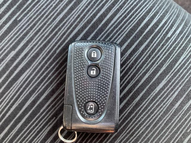 タント G 4WD 夏冬タイヤ付 BluetoothナビTV(11枚目)