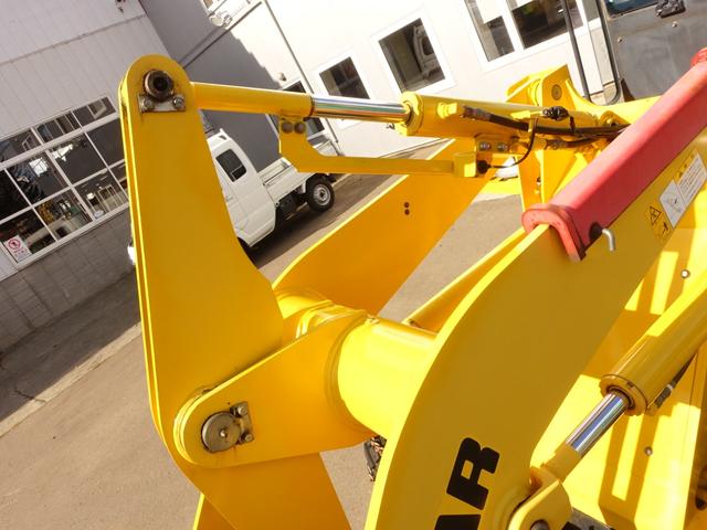 日本 ヤンマー ホイルローダー V4-6 バケット容量0.5m3(13枚目)