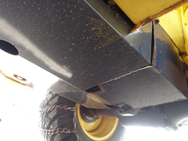 日本 ヤンマー ホイルローダー V4-6 バケット容量0.5m3(16枚目)