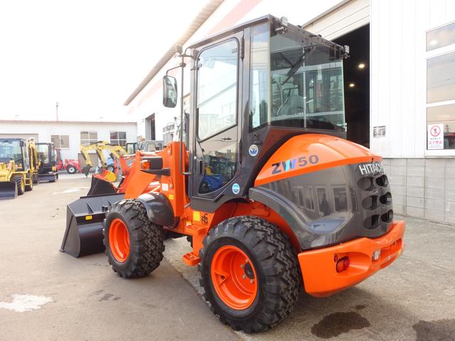 日本 日立 ホイルローダー ZW50-5B バケット容量0.6m3(3枚目)