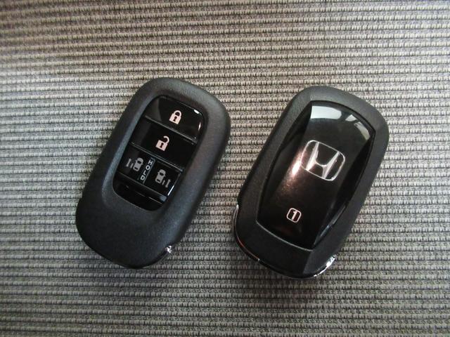 Ｎ－ＢＯＸ ベースグレード　社用車ＵＰ　純正メモリーナビ　夏冬タイヤ付き　両側電動スライドドア　ホンダセンシング　ホンダコネクト　ＥＴＣ　Ｂｌｕｅｔｏｏｔｈオーディオ（8枚目）