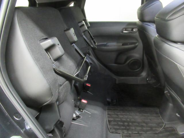 フィット e:HEVリュクス メモリーナビ・ブルートゥース・DVD・ミュージックラック・ETC・ドラレコ前後・追突軽減ブレーキ・障害物センサー・シートヒーター・(41枚目)