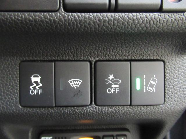 フリード G・ホンダセンシング 純正メモリーナビ エンジンスターター ワンオーナー フルセグ 両側電動スライドドア シートヒーター ドライブレコーダー(19枚目)