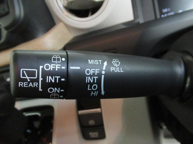 N-BOX ベースグレード メモリーナビ・ブルートゥース・フルセグ・追突軽減ブレーキ・障害物センサー・シートヒーター・ETC・スマートキー・ドライブレコーダー・(13枚目)