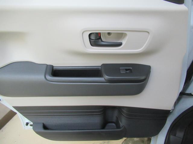 N-BOX ベースグレード メモリーナビ・ブルートゥース・フルセグ・追突軽減ブレーキ・障害物センサー・シートヒーター・ETC・スマートキー・ドライブレコーダー・(29枚目)