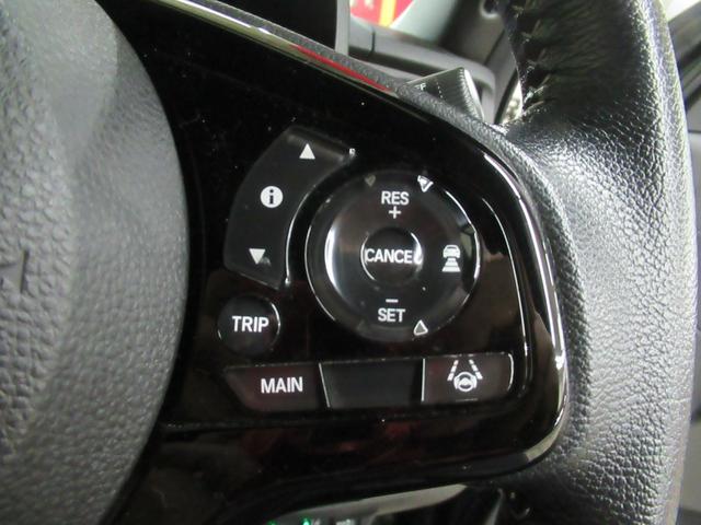 ���N���[�Y�R���g���[�����A�N�Z���y�_�����g��Ȃ��Ă��A�n���h���茳�̃X�C�b�`�ŉ��������ł��܂���