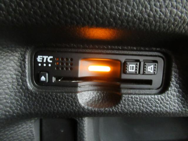 Ｎ－ＢＯＸカスタム Ｇ・Ｌターボホンダセンシング　メモリーナビ・ブルートゥース・追突軽減ブレーキ・ＥＴＣ・オートハイビーム・スマートキー・シートヒーター・ドラレコ・（7枚目）