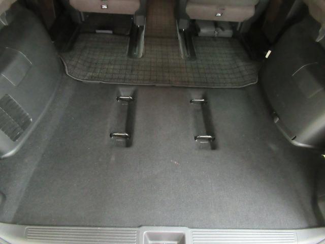 フリード Ｇ・ホンダセンシング　メモリーナビ・ブルートゥース・追突軽減ブレーキ・ＥＴＣ・シートヒーター・スマートキー・ドライブレコーダー・両側電動スライドドア・（17枚目）