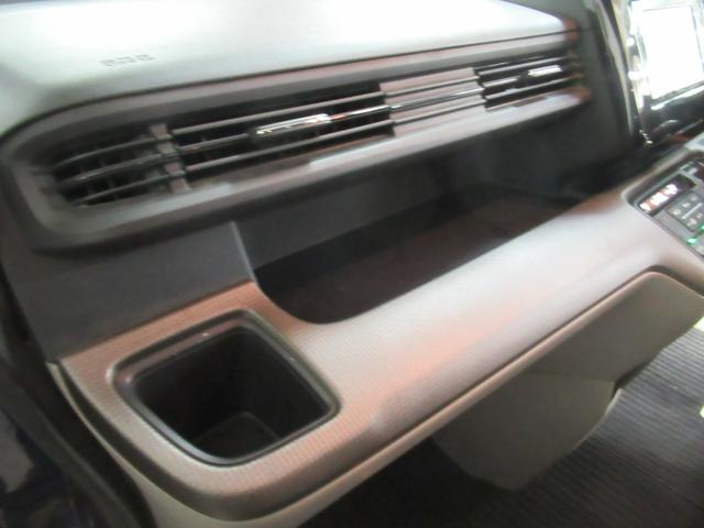 ステップワゴン Ｇ　ホンダセンシング　メモリーナビ　純正エンジンスターター　リアカメラ　両側電動スライドドア　Ｂｌｕｅｔｏｏｔｈオーディオ　ワンオーナー　ホンダセンシング（24枚目）