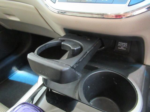 ジェイド ハイブリッドＸ　純正メモリーナビ　フルセグ　バックカメラ　Ｂｌｕｅｔｏｏｔｈ　衝突軽減ブレーキ　レーンアシスト　車間維持クルーズコントロール　ＥＴＣ車載器　ＬＥＤライト（23枚目）