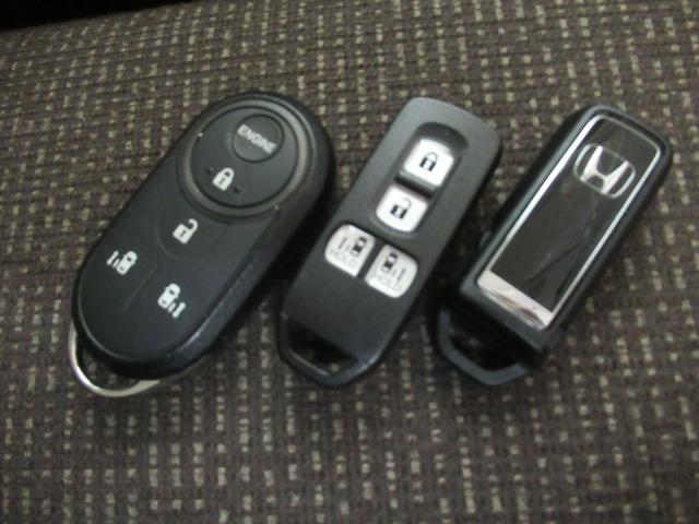 Ｎ－ＢＯＸ Ｌ　コーディネートスタイル　メモリーナビ　シートヒーター　純正エンジンスターター　ドアミラーヒーター　両側電動スライドドア　ＬＥＤヘッドライト（5枚目）