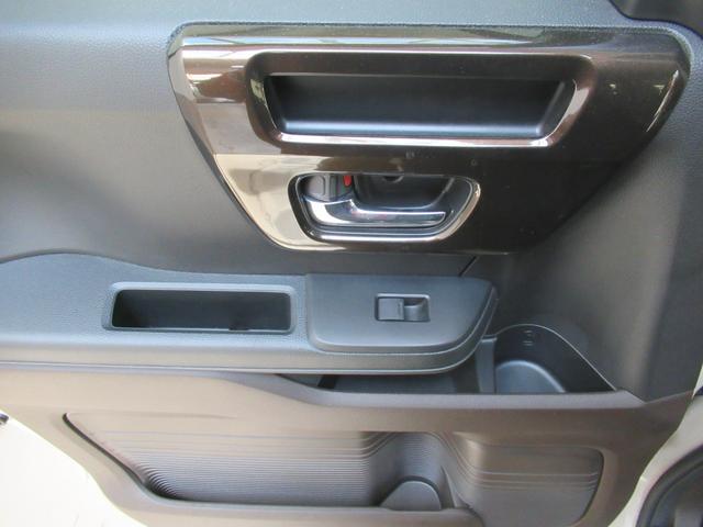 Ｎ－ＢＯＸ Ｌ　コーディネートスタイル　メモリーナビ　シートヒーター　純正エンジンスターター　ドアミラーヒーター　両側電動スライドドア　ＬＥＤヘッドライト（26枚目）