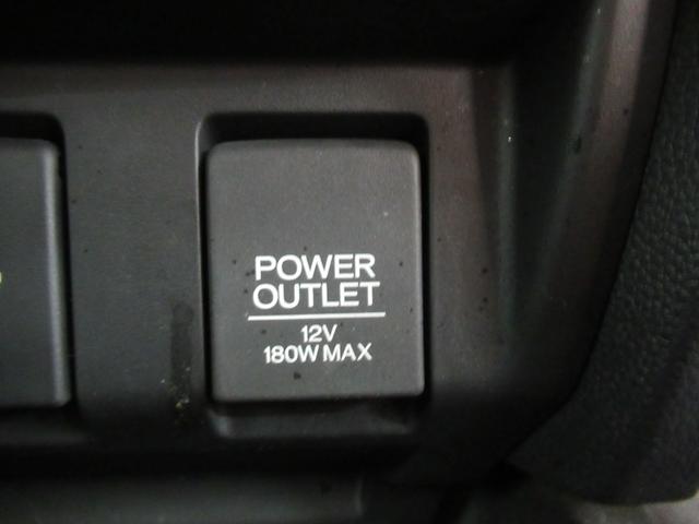 フィットハイブリッド Ｓホンダセンシング　ディスプレイオーディオ　リアカメラ　ＬＥＤライト　ワンオーナー　エンジンスターター　ＥＴＣ　ＵＳＢ　ＡＢＳ　ＶＳＡ　クルーズコントロール　衝突軽減ブレーキ　サイドエアバッグ　取扱説明書（18枚目）