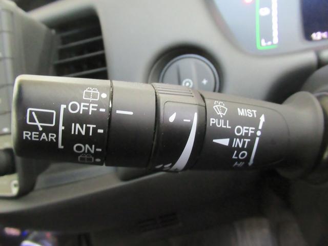 フィット e:HEVホーム ワンオーナー 衝突軽減ブレーキ 車間維持クルコン レーンアシスト 純正メモリーナビ フルセグ バックカメラ ドライブレコーダー ETC車載器 LEDライト(11枚目)