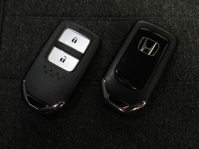 フィット e:HEVホーム ワンオーナー 衝突軽減ブレーキ 車間維持クルコン レーンアシスト 純正メモリーナビ フルセグ バックカメラ ドライブレコーダー ETC車載器 LEDライト(32枚目)