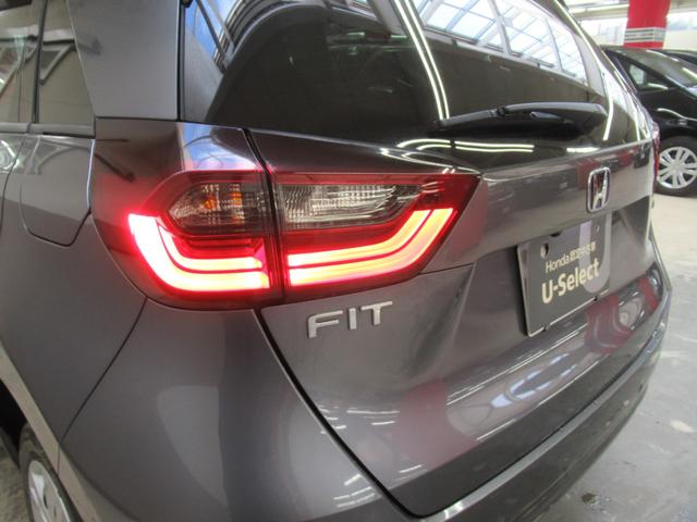 フィット e:HEVホーム ワンオーナー 衝突軽減ブレーキ 車間維持クルコン レーンアシスト 純正メモリーナビ フルセグ バックカメラ ドライブレコーダー ETC車載器 LEDライト(44枚目)