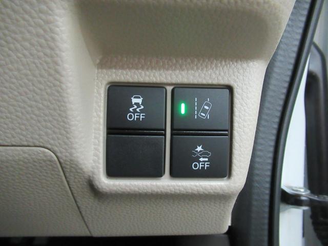 Ｎ－ＢＯＸ Ｇ・Ｌホンダセンシング　純正メモリーナビ　シートヒーター　リアカメラ　純正エンジンスターター　フルセグ　ＥＴＣ　ＬＥＤヘッドライト　片側電動スライドドア　ホンダセンシング　衝突軽減ブレーキ（17枚目）