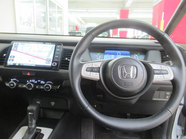 フィット e:HEVホーム メモリーナビ・ブルートゥース・DVD・追突軽減ブレーキ・障害物センサー・ETC・スマートキー・ドライブレコーダー・(9枚目)