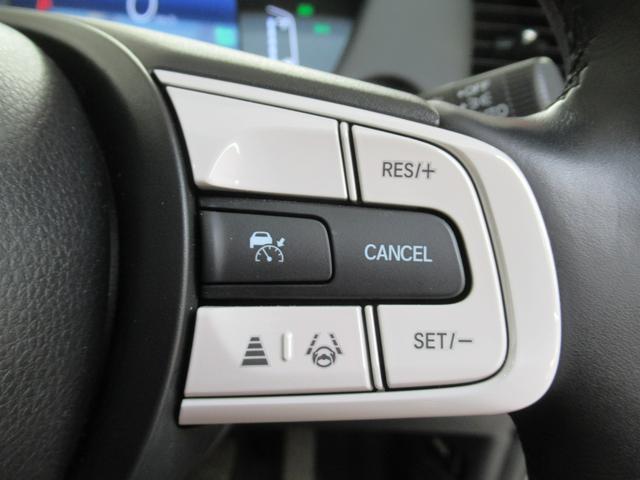 フィット e:HEVホーム メモリーナビ・ブルートゥース・DVD・追突軽減ブレーキ・障害物センサー・ETC・スマートキー・ドライブレコーダー・(13枚目)