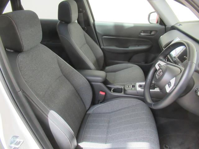 フィット e:HEVホーム メモリーナビ・ブルートゥース・DVD・追突軽減ブレーキ・障害物センサー・ETC・スマートキー・ドライブレコーダー・(35枚目)