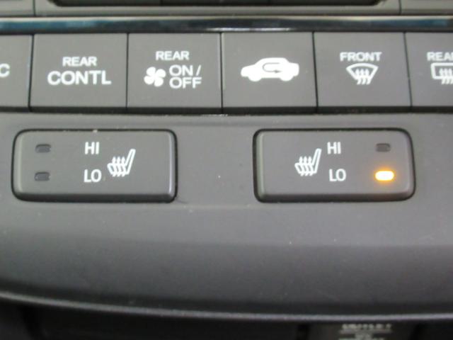 ステップワゴンスパーダ スパーダ・クールスピリットホンダセンシング　メモリーナビ・ブルートゥース・ＤＶＤ・ミュージックラック・ＥＴＣ・追突軽減ブレーキ・シートヒーター・ドライブレコーダー前後・（21枚目）