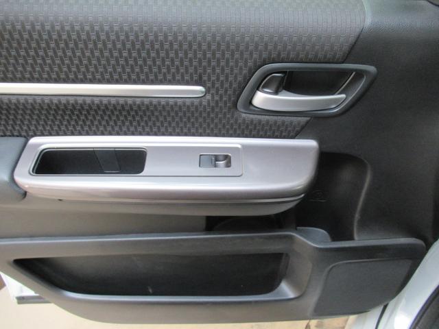 ステップワゴンスパーダ スパーダ・クールスピリットホンダセンシング　メモリーナビ・ブルートゥース・ＤＶＤ・ミュージックラック・ＥＴＣ・追突軽減ブレーキ・シートヒーター・ドライブレコーダー前後・（33枚目）