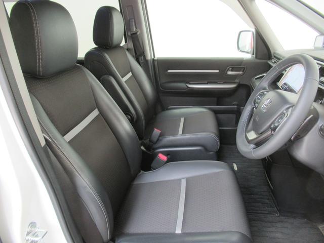 ステップワゴンスパーダ スパーダ・クールスピリットホンダセンシング　メモリーナビ・ブルートゥース・ＤＶＤ・ミュージックラック・ＥＴＣ・追突軽減ブレーキ・シートヒーター・ドライブレコーダー前後・（42枚目）