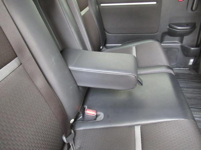 ステップワゴンスパーダ スパーダ・クールスピリットホンダセンシング　メモリーナビ・ブルートゥース・ＤＶＤ・ミュージックラック・ＥＴＣ・追突軽減ブレーキ・シートヒーター・ドライブレコーダー前後・（44枚目）