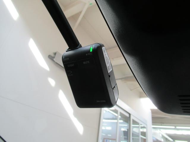 フリード エアー メモリーナビ 社用車UP 両側電動スライドドア ドライブレコーダー前後 シートヒーター ETC Bluetoothオーディオ(8枚目)