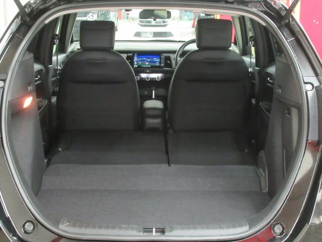 フィット ｅ：ＨＥＶホーム　メモリーナビ・ブルートゥース・ＤＶＤ・追突軽減ブレーキ・障害物センサー・ＥＴＣ・ドライブレコーダー・スマートキー・オートハイビーム（20枚目）