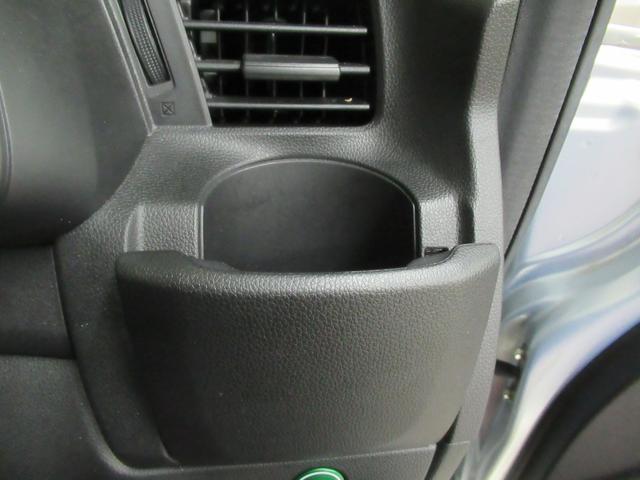 フィット １３Ｇ・Ｆコンフォートエディション　純正ディスプレイオーディオ　シートヒーター　ドアミラーヒーター　リアカメラ　ＥＴＣ　ワンセグ　衝突軽減ブレーキ　前後ドライブレコーダー（27枚目）