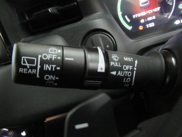 ヴェゼル ｅ：ＨＥＶＺ　ワンオーナー　衝突軽減ブレーキ　車間維持クルコン　レーンアシスト　電動リアゲート　純正メモリーナビ　フルセグ　バックカメラ　ワイヤレス充電　ＥＴＣ車載器（11枚目）