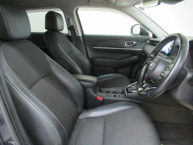 ヴェゼル ｅ：ＨＥＶＺ　ワンオーナー　衝突軽減ブレーキ　車間維持クルコン　レーンアシスト　電動リアゲート　純正メモリーナビ　フルセグ　バックカメラ　ワイヤレス充電　ＥＴＣ車載器（32枚目）