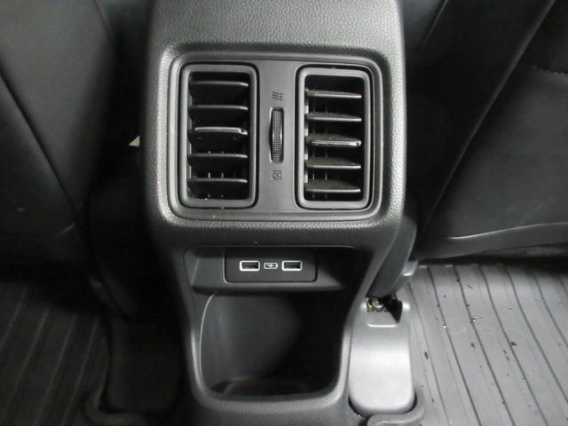 ヴェゼル ｅ：ＨＥＶＺ　ワンオーナー　衝突軽減ブレーキ　車間維持クルコン　レーンアシスト　電動リアゲート　純正メモリーナビ　フルセグ　バックカメラ　ワイヤレス充電　ＥＴＣ車載器（33枚目）