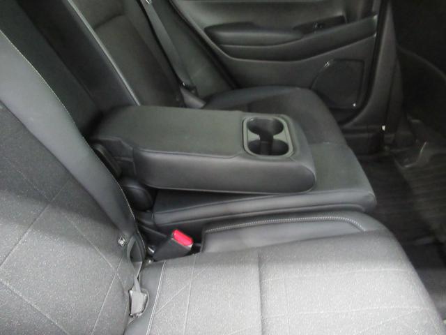 ヴェゼル ｅ：ＨＥＶＺ　ワンオーナー　衝突軽減ブレーキ　車間維持クルコン　レーンアシスト　電動リアゲート　純正メモリーナビ　フルセグ　バックカメラ　ワイヤレス充電　ＥＴＣ車載器（35枚目）