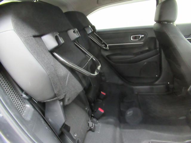 ヴェゼル ｅ：ＨＥＶＺ　ワンオーナー　衝突軽減ブレーキ　車間維持クルコン　レーンアシスト　電動リアゲート　純正メモリーナビ　フルセグ　バックカメラ　ワイヤレス充電　ＥＴＣ車載器（37枚目）