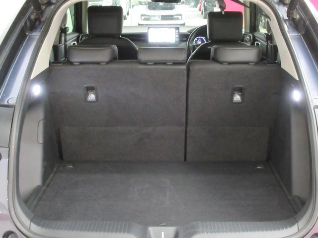 ヴェゼル ｅ：ＨＥＶＺ　ワンオーナー　衝突軽減ブレーキ　車間維持クルコン　レーンアシスト　電動リアゲート　純正メモリーナビ　フルセグ　バックカメラ　ワイヤレス充電　ＥＴＣ車載器（38枚目）