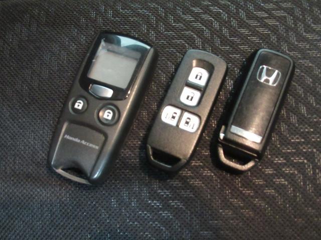 N-BOXカスタム G・ターボパッケージ メモリーナビ 純正エンジンスターター リアカメラ ドアミラーヒーター フルセグ 両側電動スライドドア HID パドルシフト(6枚目)