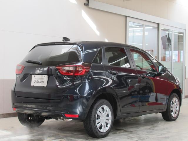 フィット ｅ：ＨＥＶホーム　ワンオーナー　衝突軽減ブレーキ　車間維持クルーズコントロール　レーンアシスト　純正メモリーナビ　フルセグ　バックカメラ　純正ドライブレコーダー　ＥＴＣ車載器　夏冬タイヤ（42枚目）