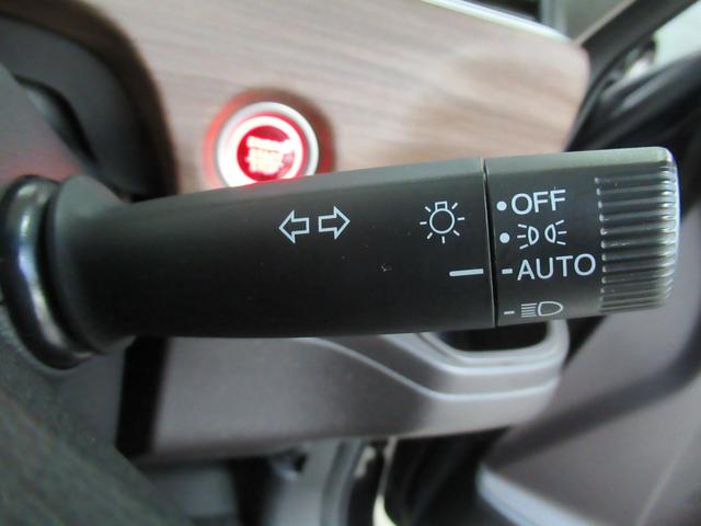 フリード＋ Ｇ　ワンオーナー　純正前後ドライブレコーダー　ディスプレイオーディオ　ワンセグ　バックカメラ　衝突軽減ブレーキ　レーンアシスト　車間維持クルーズコントロール　バックカメラ（12枚目）