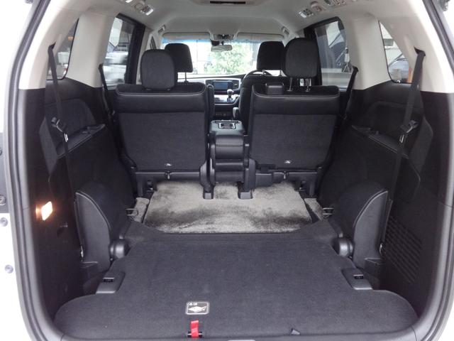 オデッセイ アブソルート 4WD スマートキー キーレス LEDヘッドランプ 3列シート フルフラット ウォークスルー 盗難防止システム 衝突安全ボディ アイドリングストップ(32枚目)