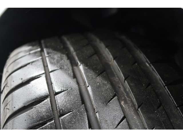 オーラ 1.2 NISMO チューンド e-POWER 4WD 試乗車UP オーラNISMOチューンドe-POWER 4(18枚目)