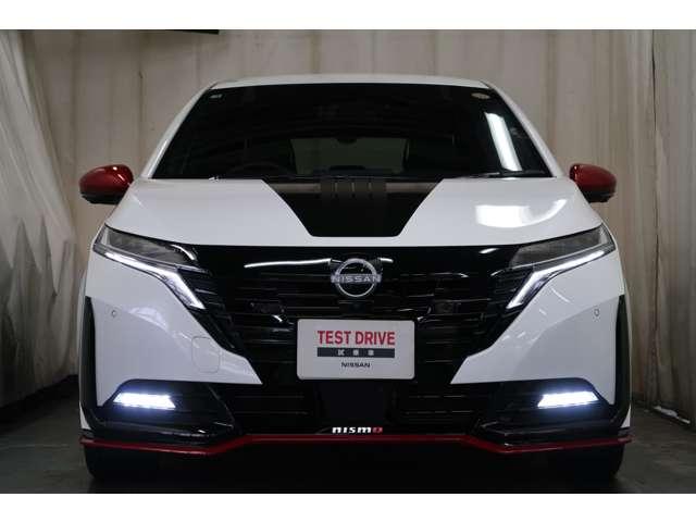 オーラ 1.2 NISMO チューンド e-POWER 4WD 試乗車UP オーラNISMOチューンドe-POWER 4(19枚目)