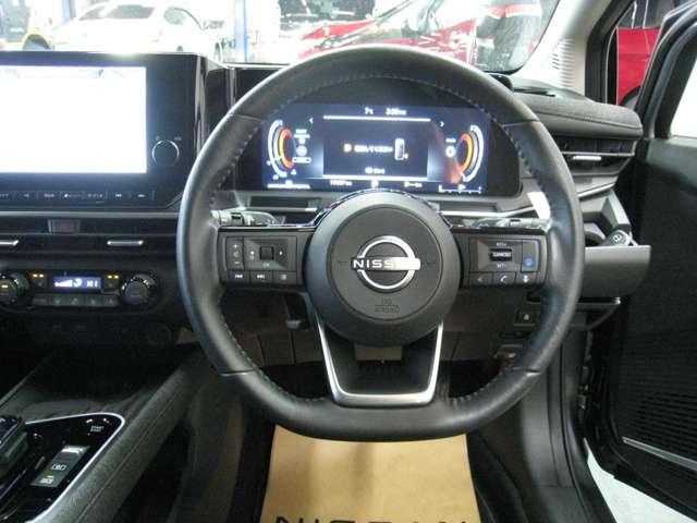 オーラ 1.2 G FOUR レザーエディション 4WD BOSEパーソナルプラスサウンドシステム(6枚目)