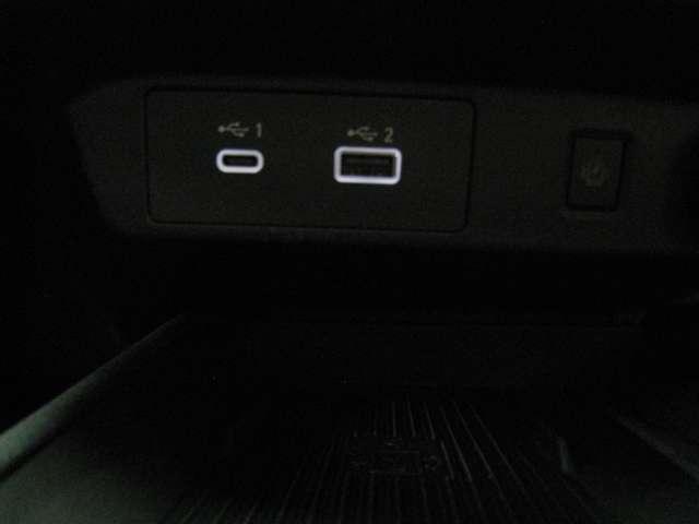 オーラ 1.2 G FOUR レザーエディション 4WD BOSEパーソナルプラスサウンドシステム(14枚目)