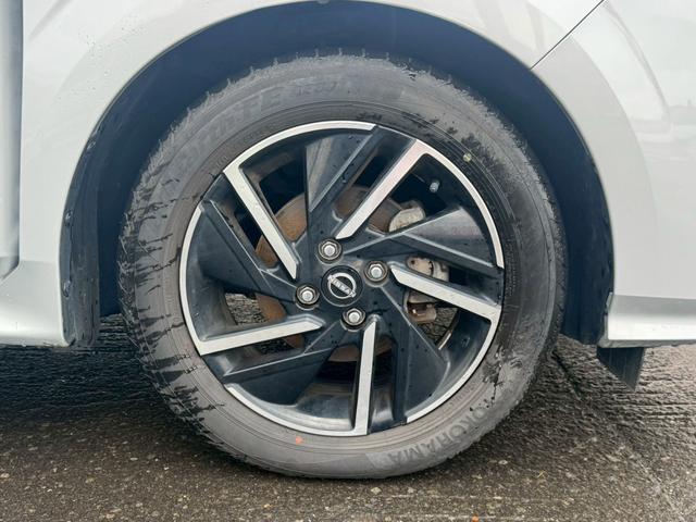 ノート Ｘ　ＦＯＵＲ　４ＷＤ／シートヒーター／ステアリングヒーター／リアフォグ／（33枚目）